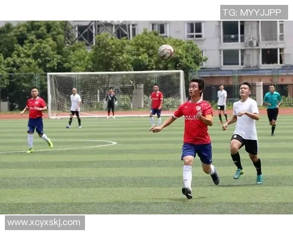 杭州足球队在全国耐力排行榜中荣获第二名展现出卓越实力与拼搏精神